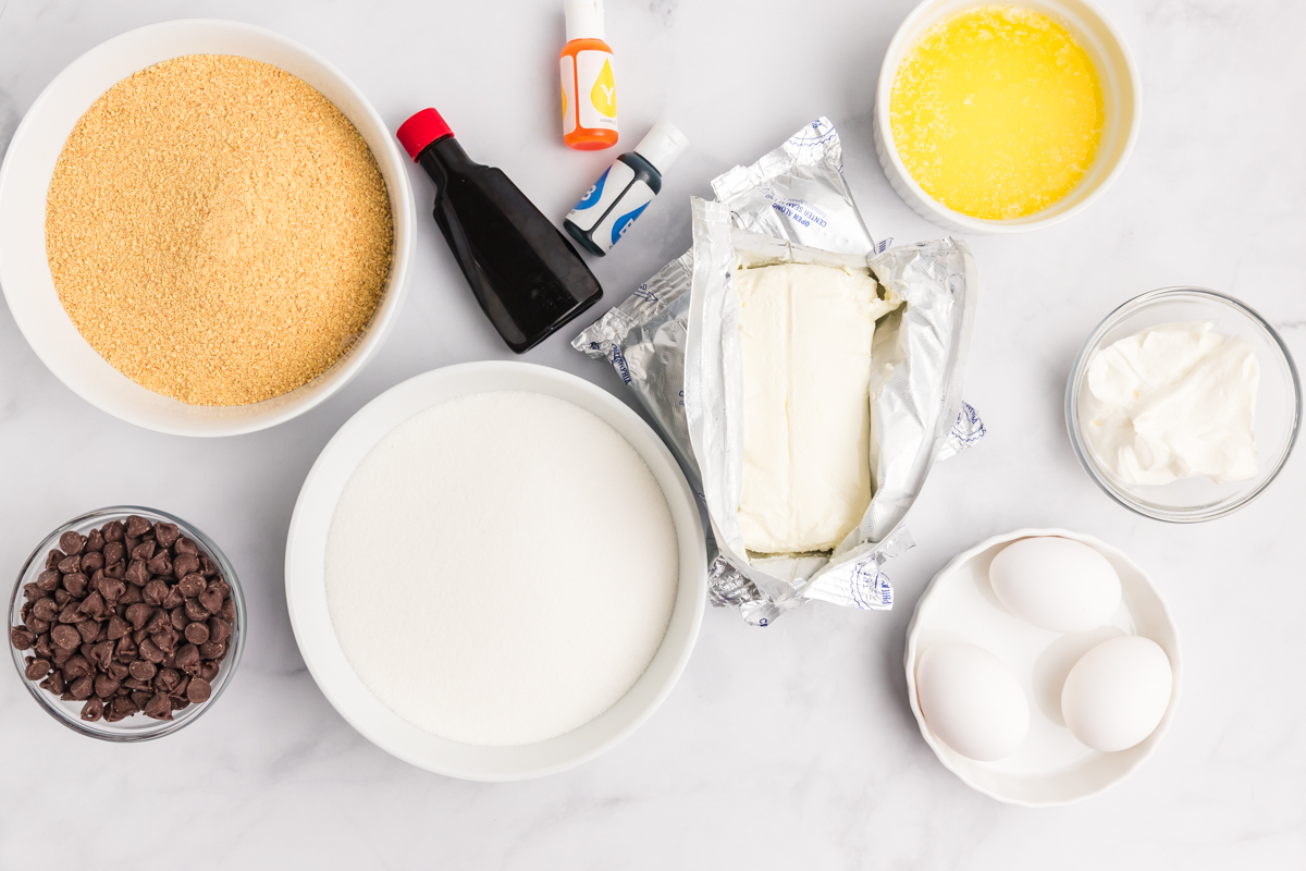 overhead shot of grasshopper cheesecake bars ingredients