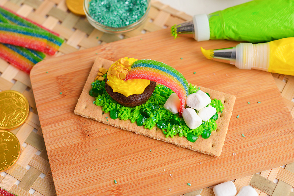 angled shot of pot of gold snack on cutting board